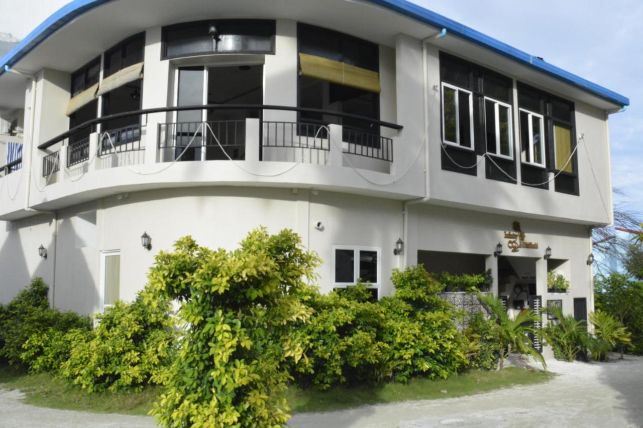 Infinity Dhiffushi Hotel Kültér fotó