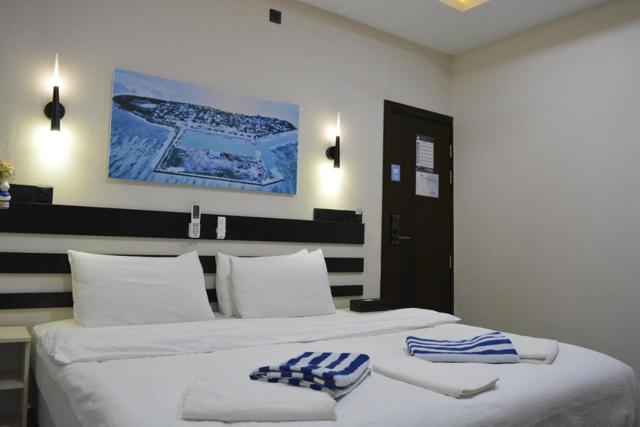 Infinity Dhiffushi Hotel Kültér fotó