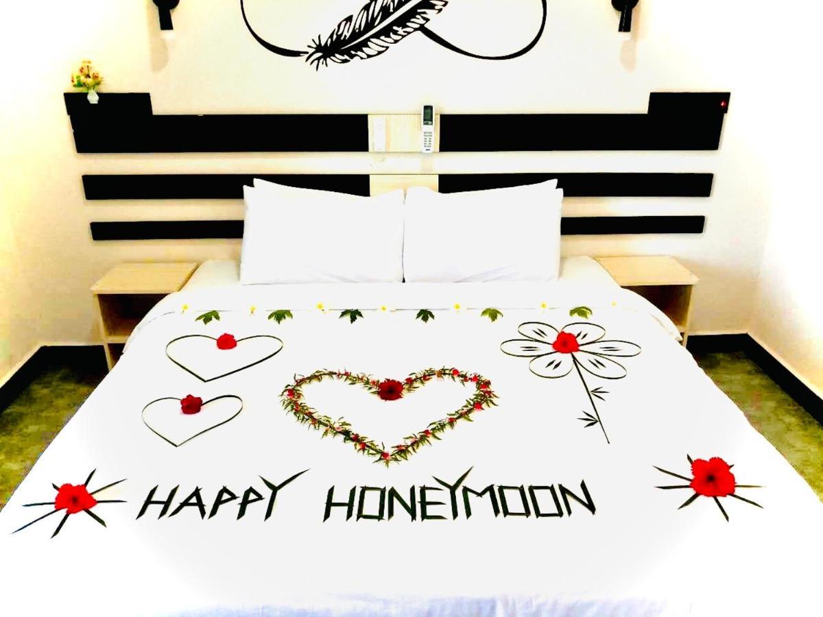 Infinity Dhiffushi Hotel Kültér fotó