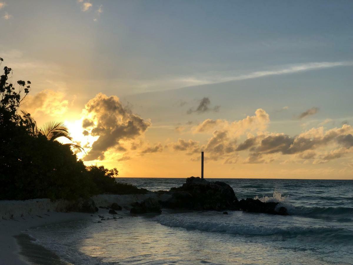 Infinity Dhiffushi Hotel Kültér fotó